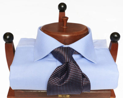 Double-cuff spread collar shirt Twill light blue cotton 100%