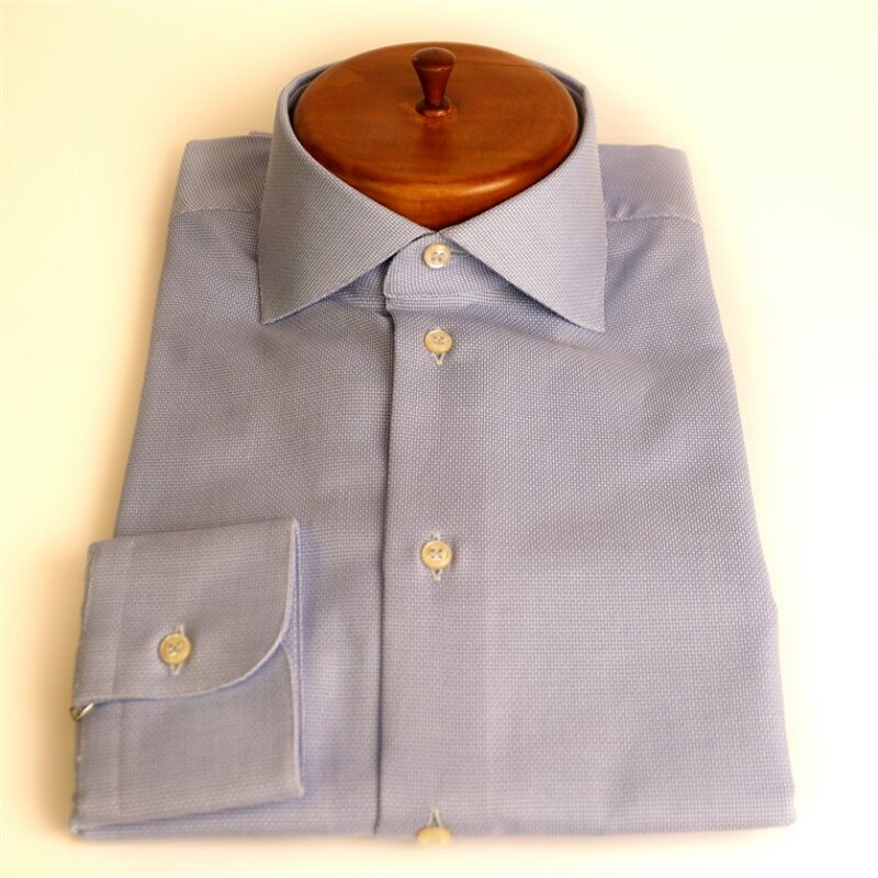 Light blue woven mat shirt